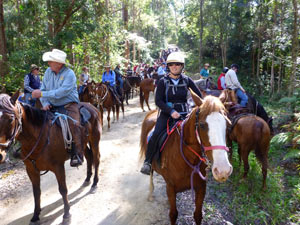 Over 100 riders on the Kin Kin ride 2012